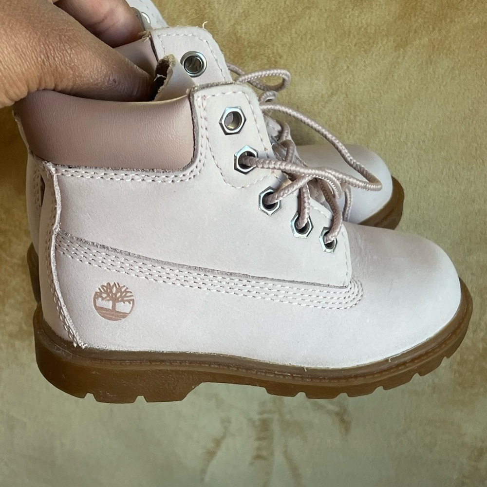 Timberland Kids Light Pink Boots (New Never Worn)